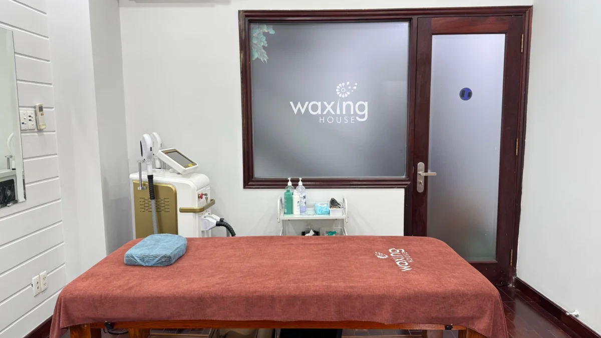 Waxing House